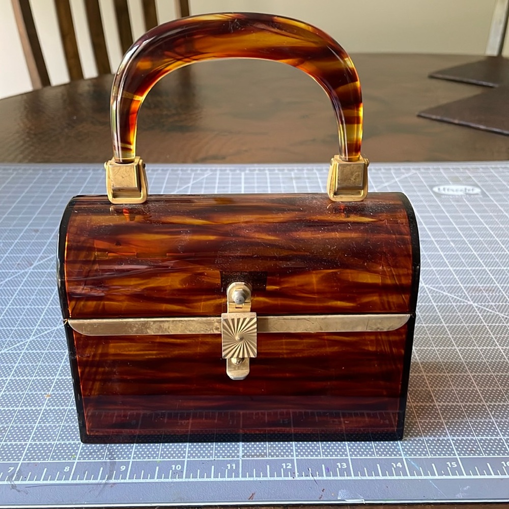 Special made in Italy hand bag